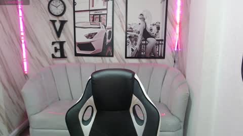 Samantha online show from 01-19-25, 12:39