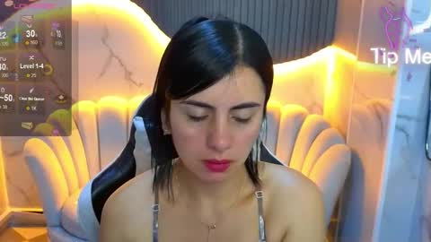 Samantha online show from 10-25-25, 01:18