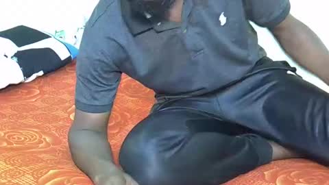 Snapshot of _sambo_ chatting on 02-05-25, 05:20 _sambo_ online show from 02-05-25, 05:20