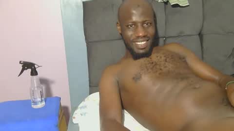 Snapshot of _sambo_ chatting on 10-28-25, 02:53 _sambo_ online show from 10-28-25, 02:53