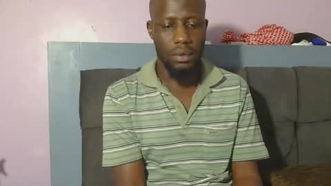 Snapshot of _sambo_ chatting on 10-29-25, 10:17 _sambo_ online show from 10-29-25, 10:17