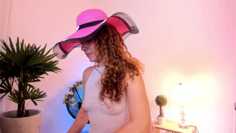 Snapshot of _samsexy_ chatting on 01-08-25, 02:25 Sam --- next stream 1 dic food and vino show . online show from 01-08-25, 02:25