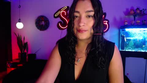  SantaLove  online show from 01-06-25, 08:18