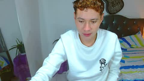 santi online show from 04-05-26, 12:19