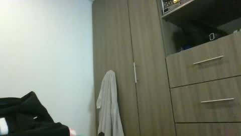 Sarah online show from 12-17-24, 03:28