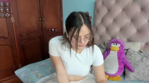 Sarah online show from 01-23-25, 02:17