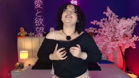 Sara online show from 05-12-26, 03:47