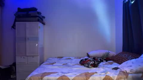 Snapshot of _schorphoezz chatting on 04-06-26, 04:10 Jd online show from 04-06-26, 04:10