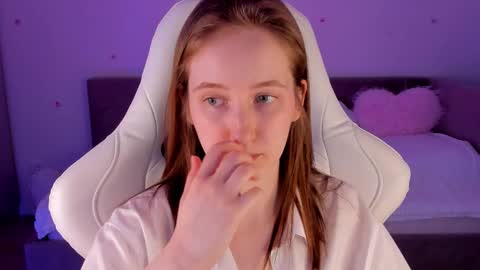 _secretelly_ online show from 11-17-25, 11:16