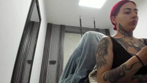Selene online show from 05-29-26, 01:36