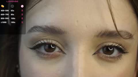 Amelie online show from 10-14-25, 03:24