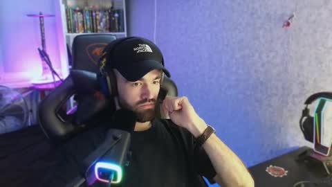 Ask me online show from 09-08-25, 04:50