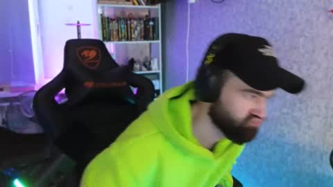 Ask me online show from 10-03-25, 03:09