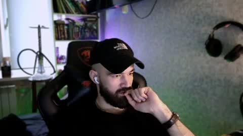 Ask me online show from 06-19-26, 01:43