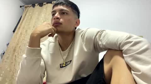 Juan Pablo-independent model online show from 12-27-24, 04:36