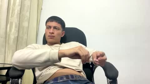 Juan Pablo-independent model online show from 02-25-25, 04:46