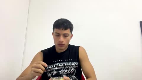 Juan Pablo-independent model online show from 11-22-25, 11:26