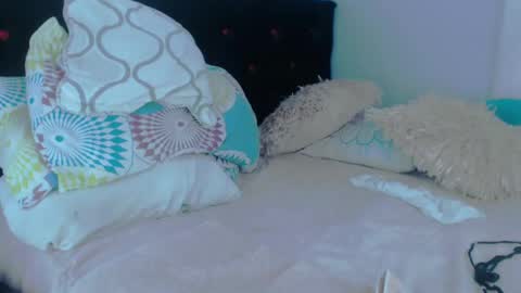 Snapshot of _sexyalexa chatting on 12-27-24, 06:42 Alexa online show from 12-27-24, 06:42