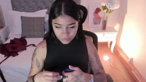 Snapshot of _sharloth chatting on 02-26-26, 02:16 Sharlot online show from 02-26-26, 02:16