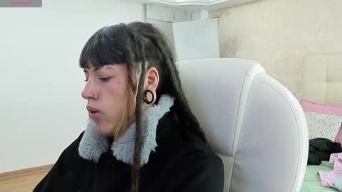 _sharlotte777 online show from 12-17-25, 01:17