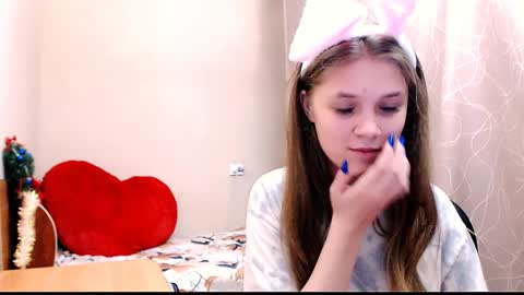 Snapshot of _shy_bunny__ chatting on 01-16-25, 03:46 Mari online show from 01-16-25, 03:46