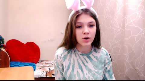 Snapshot of _shy_bunny__ chatting on 01-21-25, 10:52 Mari online show from 01-21-25, 10:52