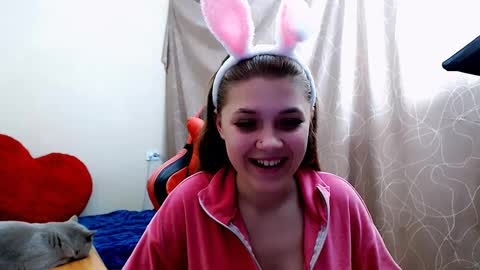 Snapshot of _shy_bunny__ chatting on 03-02-25, 07:12 Mari online show from 03-02-25, 07:12