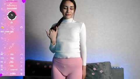 Snapshot of _shynikki chatting on 02-20-25, 02:07 _shynikki online show from 02-20-25, 02:07