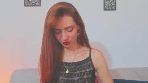 _silvia_vega_ online show from 05-10-26, 02:17