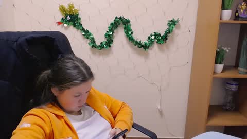 Sofi online show from 01-09-25, 03:23
