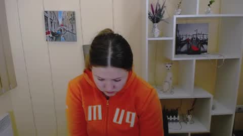 Sofi online show from 03-11-25, 09:37