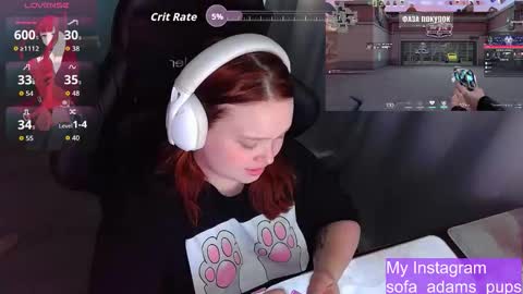 Snapshot of _sofia_adam_ chatting on 09-30-25, 01:05 pups online show from 09-30-25, 01:05