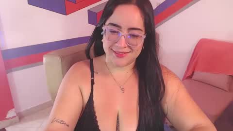 SOFIA online show from 02-11-25, 04:56