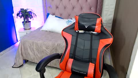 SOFIA online show from 02-17-25, 01:21