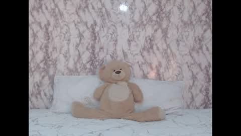 Sofia Parker online show from 01-05-25, 07:17