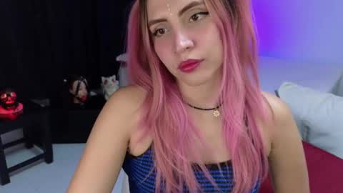 Snapshot of _sofiapink chatting on 02-12-25, 10:59 Sofia online show from 02-12-25, 10:59