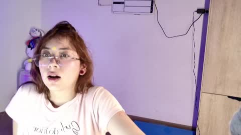 sofiiivalentinaA online show from 04-25-26, 04:59