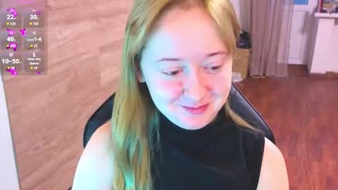 Snapshot of _sofiy_milashka chatting on 10-27-25, 03:21 Sofiy online show from 10-27-25, 03:21