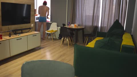 OLIVERpvt is open online show from 12-07-24, 10:01