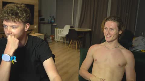 OLIVERpvt is open online show from 12-22-24, 12:05