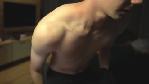 OLIVERpvt is open online show from 12-26-24, 03:16