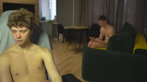 Snapshot of _sopranos_ chatting on 10-30-25, 05:20 OLIVERpvt is open online show from 10-30-25, 05:20