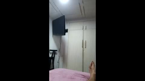 Alejandro Pinzon online show from 03-11-25, 09:48