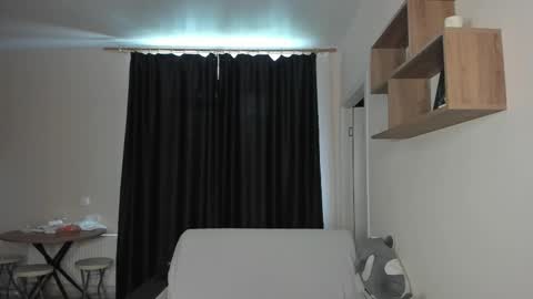 MARKPVT IS OPEN online show from 09-10-25, 09:09