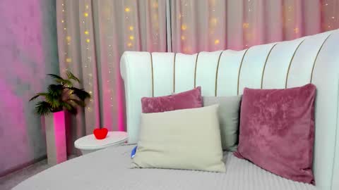 Snapshot of _sunpuddle chatting on 03-16-26, 05:44 Sunpuddle online show from 03-16-26, 05:44