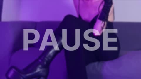 Ann online show from 10-13-25, 02:11