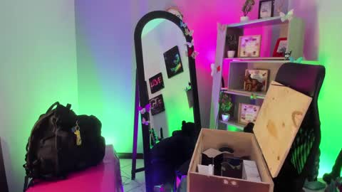 Kuromi online show from 09-27-25, 03:33