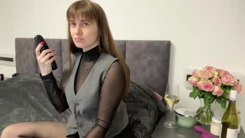 You can call me Lora  online show from 12-20-25, 11:28