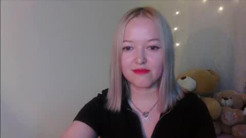 _sweet_smile_ online show from 11-14-25, 08:40