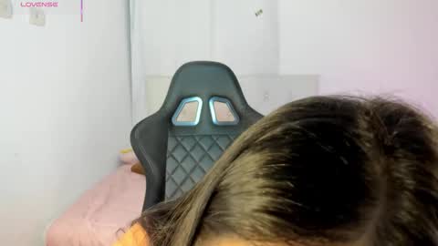 Snapshot of _sweet_x chatting on 02-14-26, 05:26 sweet online show from 02-14-26, 05:26